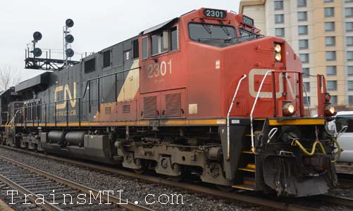 Locomotive CN2301 right side / coté droit
